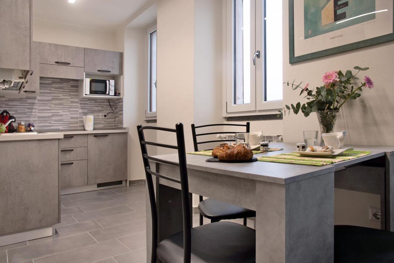 Efihouse Lago Maggiore Apartment ลุยโน ภายนอก รูปภาพ